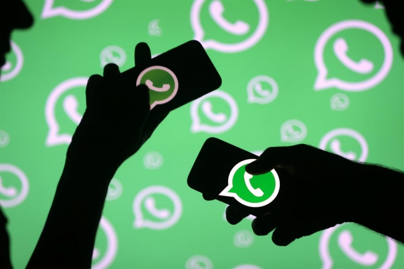 Россиян предупредили об опасности групповых чатов с родственниками в WhatsApp