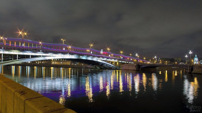 Большой Устьинский мост в Москве оборудуют новой системой безопасности