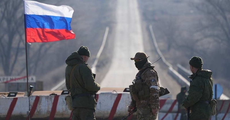 Российских пограничников усилили бронетехникой и оружием